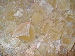 calcium fluoratum.jpg